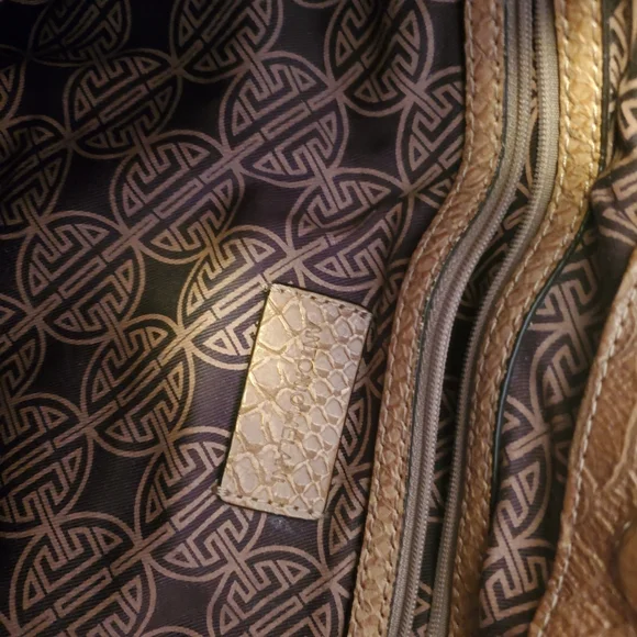 Antonio Melani Brown Weekender Bag - Picture 7 of 10